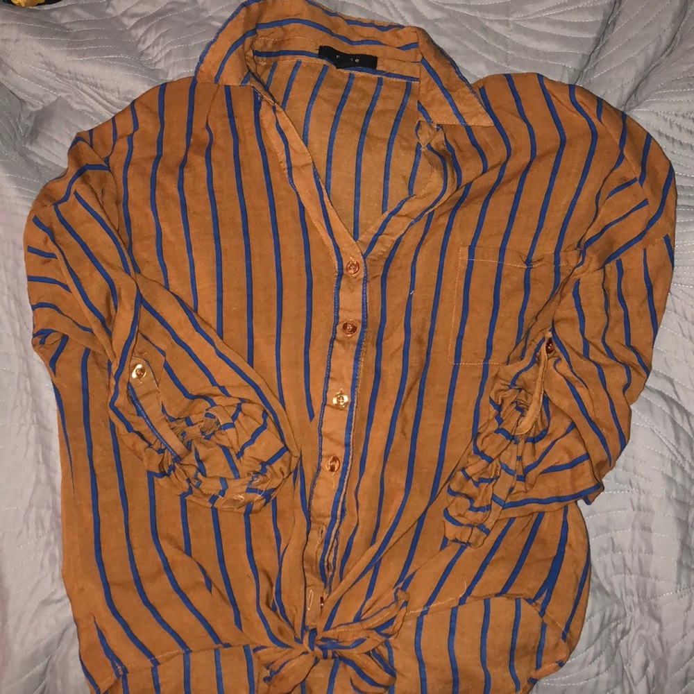 Stripped Button Crop